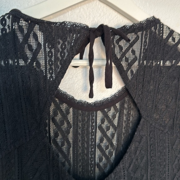 Torrid 1X Deep Black Midi Rayon Slub Lace Trim Dress with Pockets - Picture 7 of 12